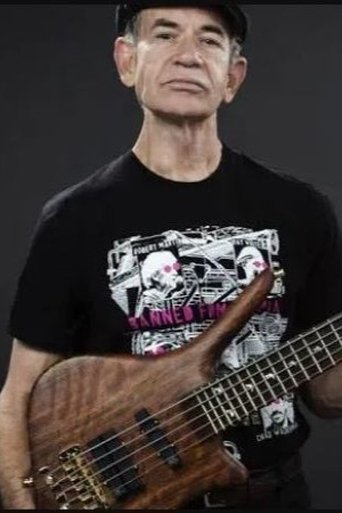 Portrait of Tom Fowler