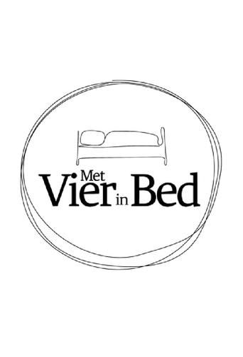 Met vier in bed Poster of Met vier in bed