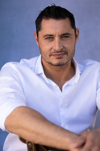 Portrait of Alex Fleri