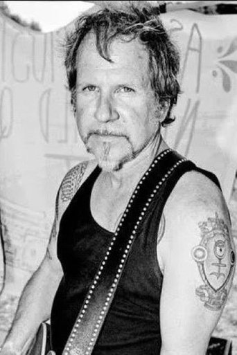 Portrait of Brad Tolinski
