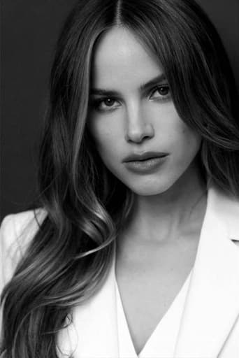 Portrait of Halston Sage