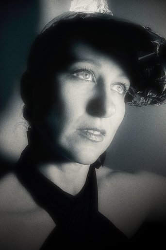 Portrait of Sara Lynch
