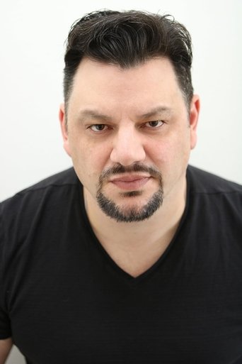 Portrait of Heath Centazzo