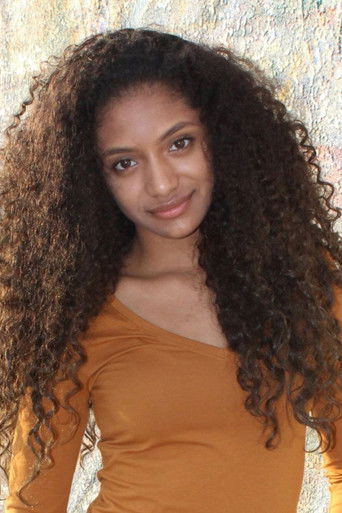 Portrait of Alana Gordillo