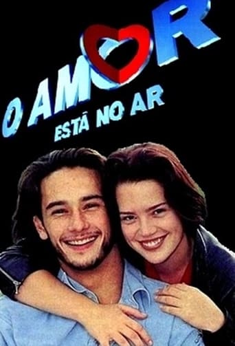 Poster of O Amor Está no Ar