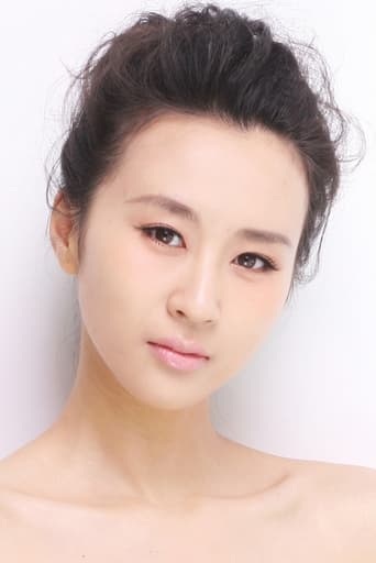 Portrait of Erica Xia-Hou