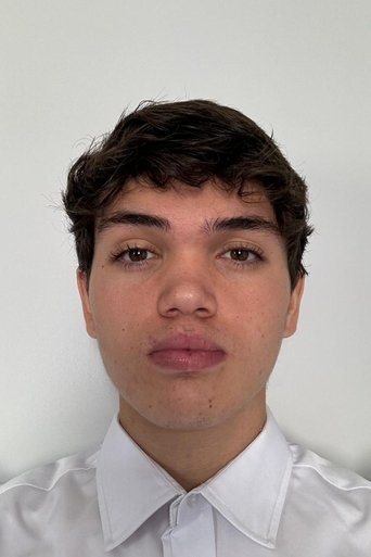 Portrait of Gabriel Avelar