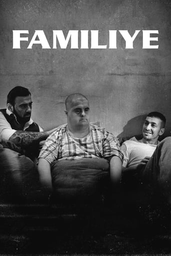 Poster of Familiye