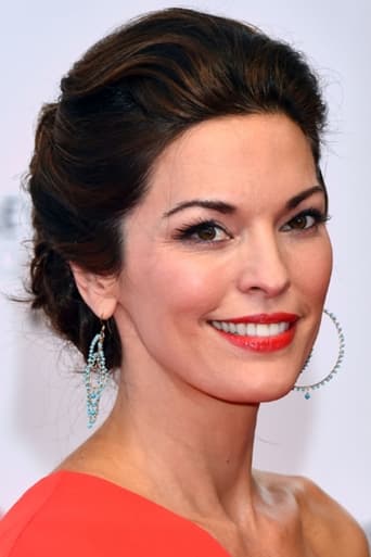 Portrait of Alana de la Garza