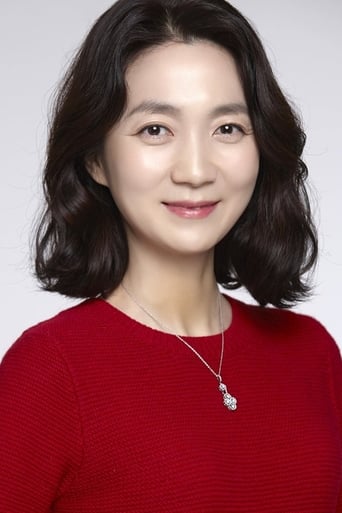 Portrait of Kim Joo-ryoung