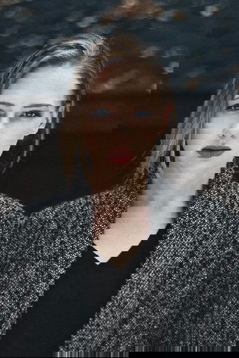 Portrait of Elena Ozari