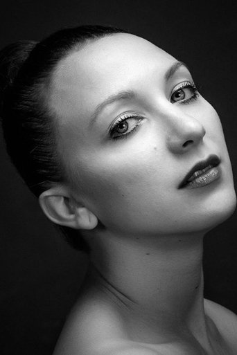 Portrait of Holly L. Fusco