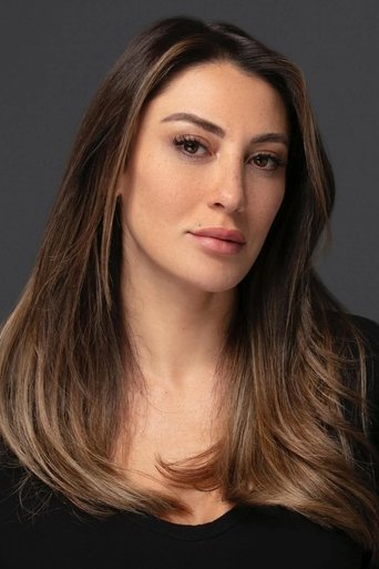 Portrait of Merve Oflaz