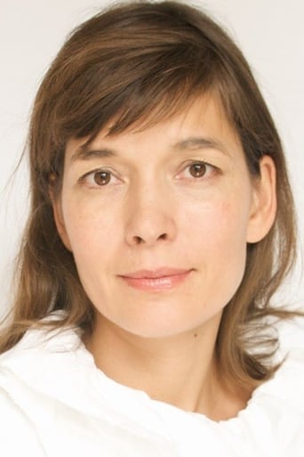 Portrait of Simone Bendix