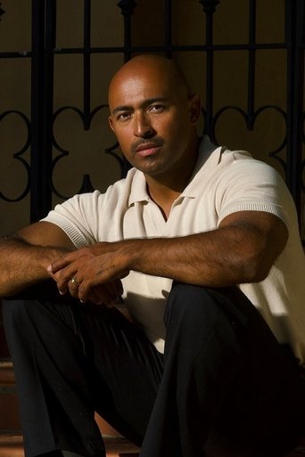 Portrait of Joel Muniz