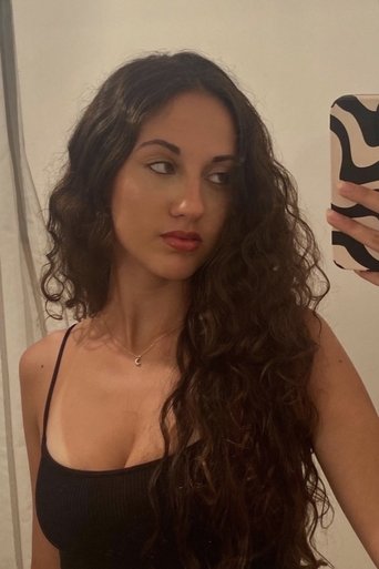 Portrait of Liz Saldanha