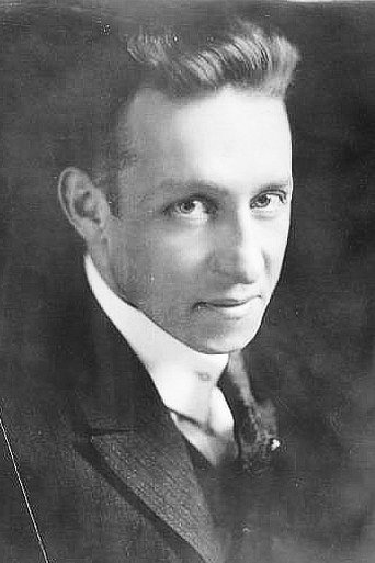 Portrait of Raymond Hatton