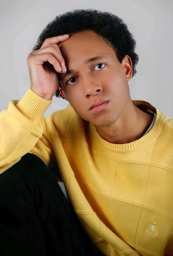 Portrait of Dettric Jones