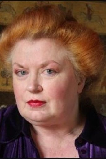 Portrait of Roz McCutcheon