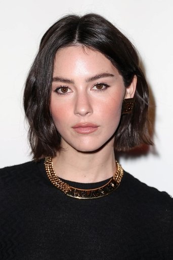 Portrait of Gracie Abrams