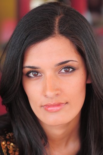 Portrait of Shelly Bhalla