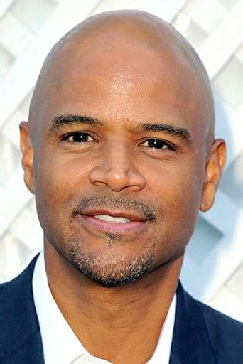 Portrait of Dondré Whitfield