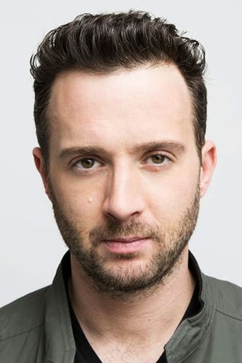 Portrait of Eddie Kaye Thomas