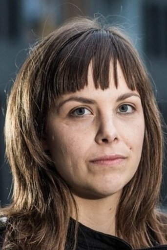 Portrait of Eline Kuppens