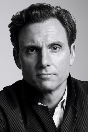 Portrait of Tony Goldwyn