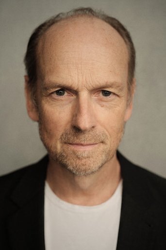 Portrait of Ken Bradshaw