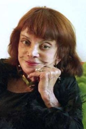 Portrait of Zezé Macedo