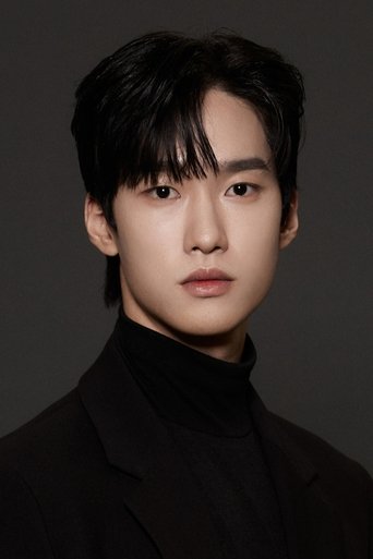 Portrait of Lee Sang-jun