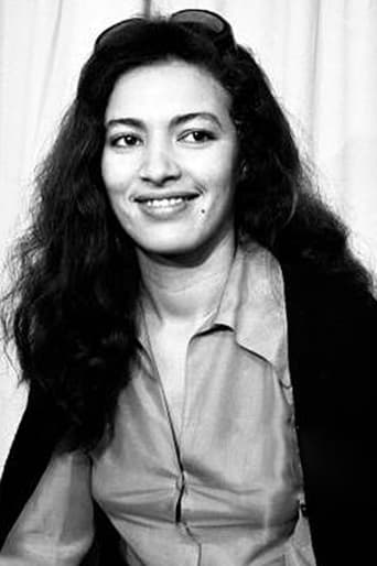 Portrait of Leila Shenna