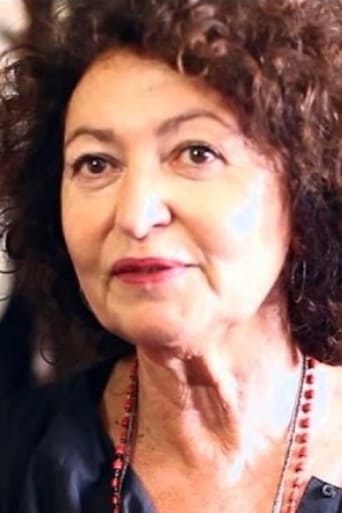 Portrait of Carine Sarfati