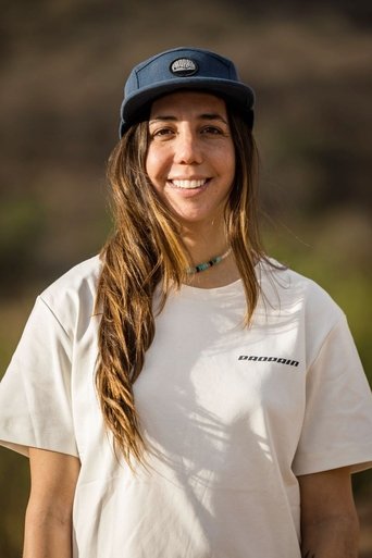 Portrait of Cami Nogueira