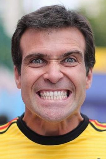 Portrait of Thiago Asmar