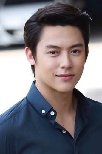 Portrait of Prin Suparat