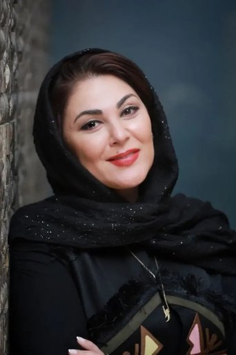 Portrait of Laleh Eskandari