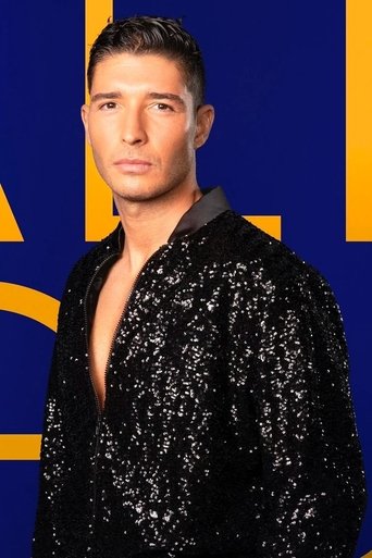 Portrait of Álex Ghita