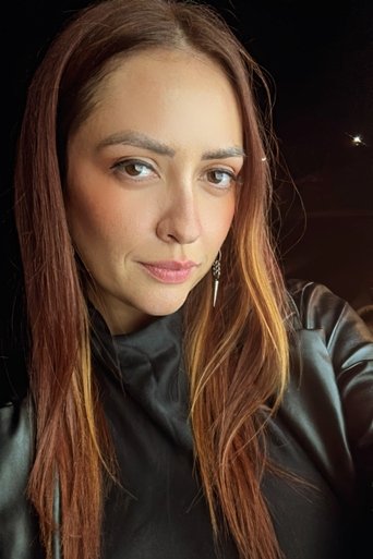Portrait of Ali Robinson