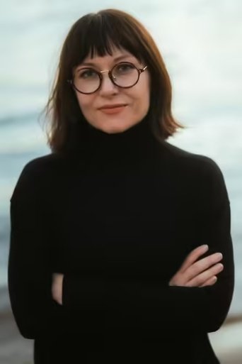 Portrait of Leah Kardos