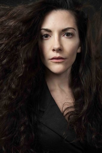 Portrait of Shannon Beeby