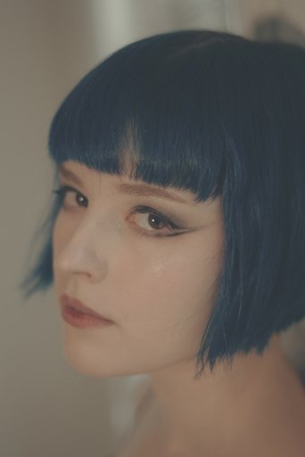 Portrait of Mariah Wood