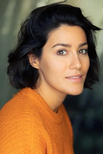 Portrait of Nisha Emich