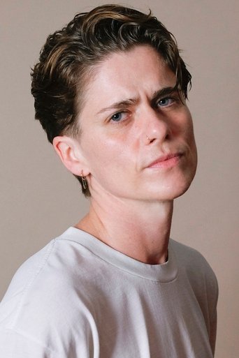Portrait of Charlie Hannah