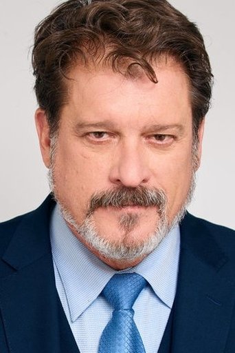 Portrait of Eric Shine