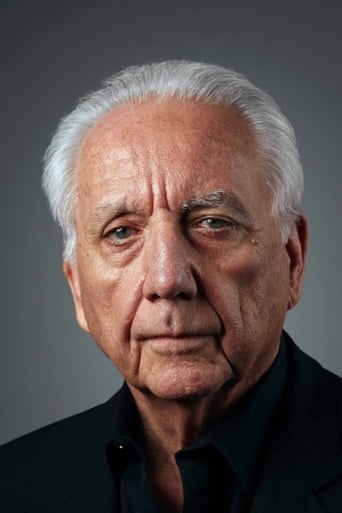 Portrait of Bob Gunton