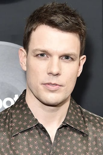 Portrait of Jake Lacy