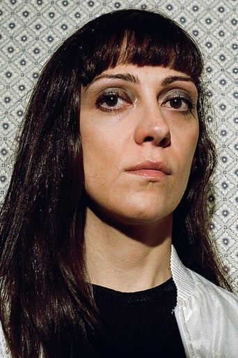 Portrait of Melissa Dullius