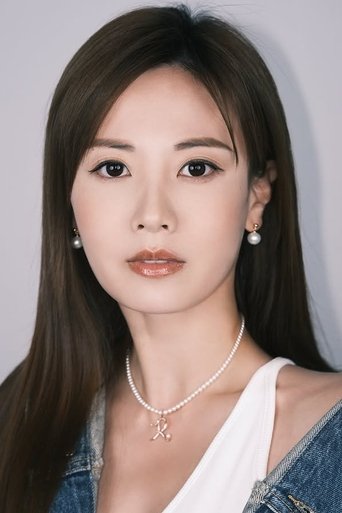 Portrait of Rebecca Zhu